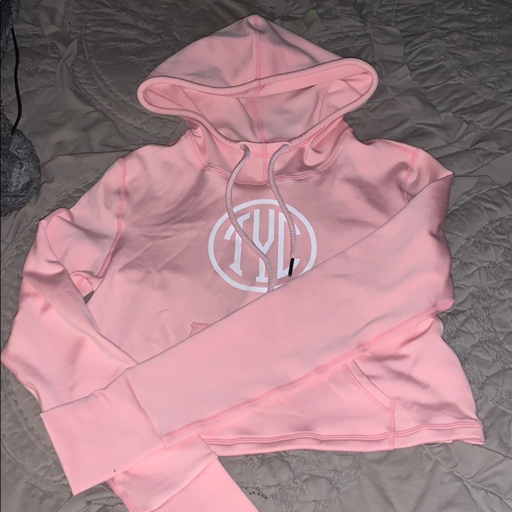 TYC cropped hoodie